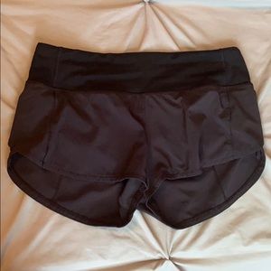 Lululemon speed up short 2.5”